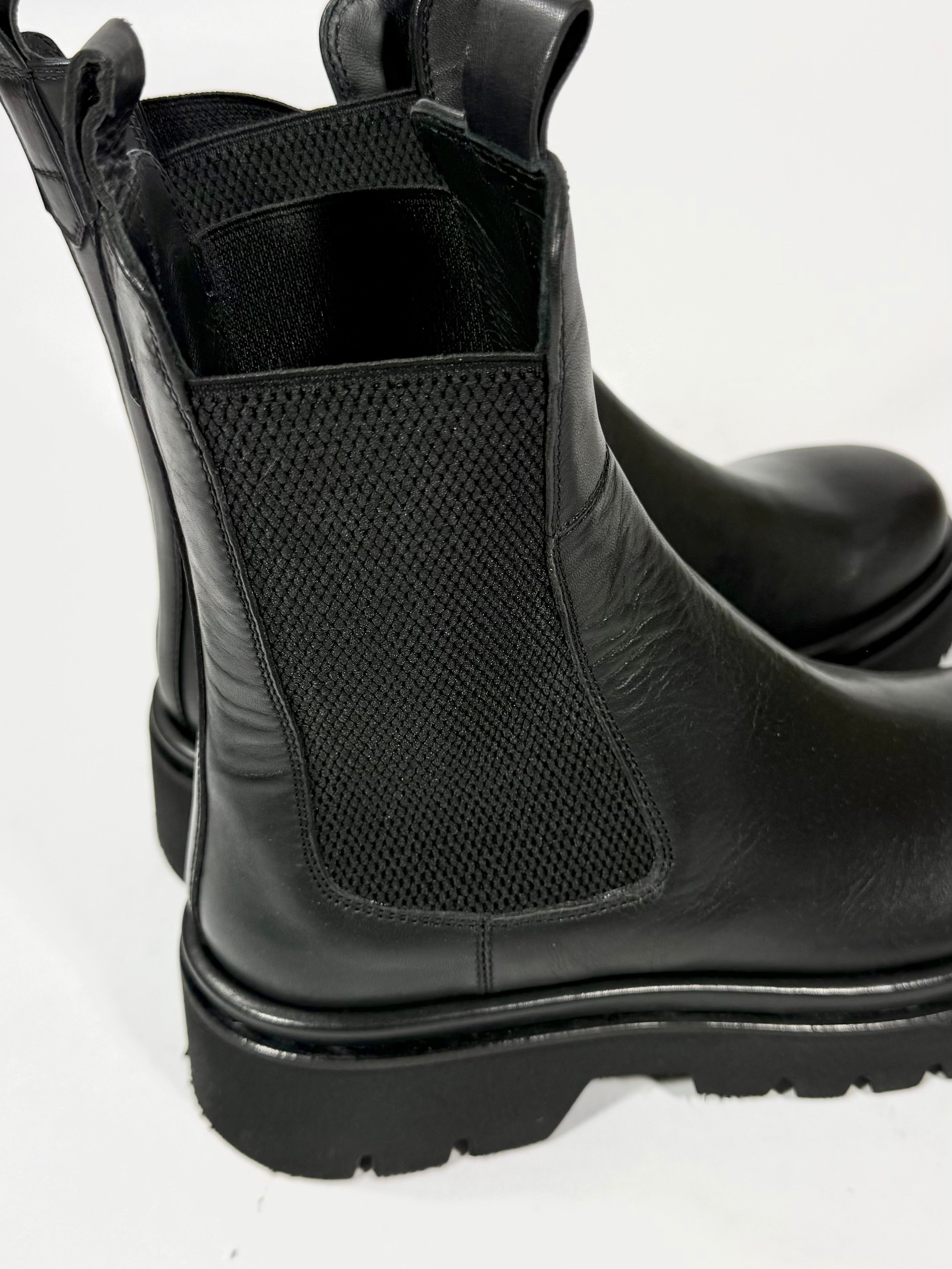 Kenneth Cole vera Pelle donna