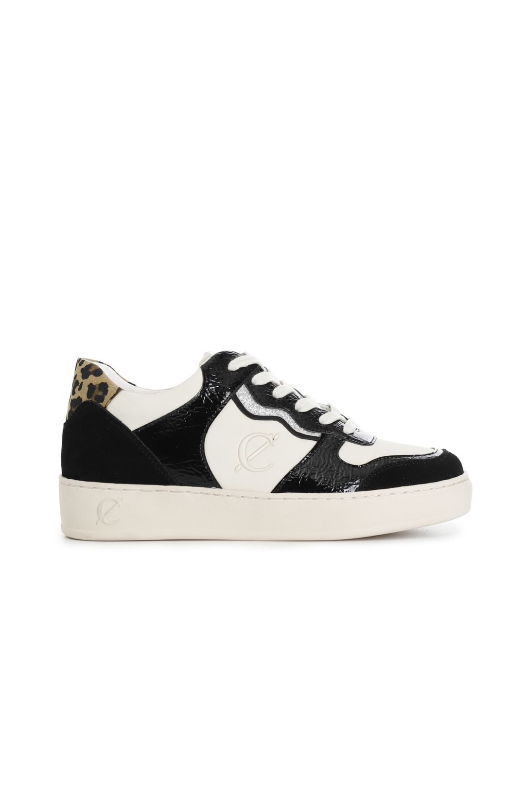 Sneakers bassa da donna effetto naplack e pelle nero beige DA9033