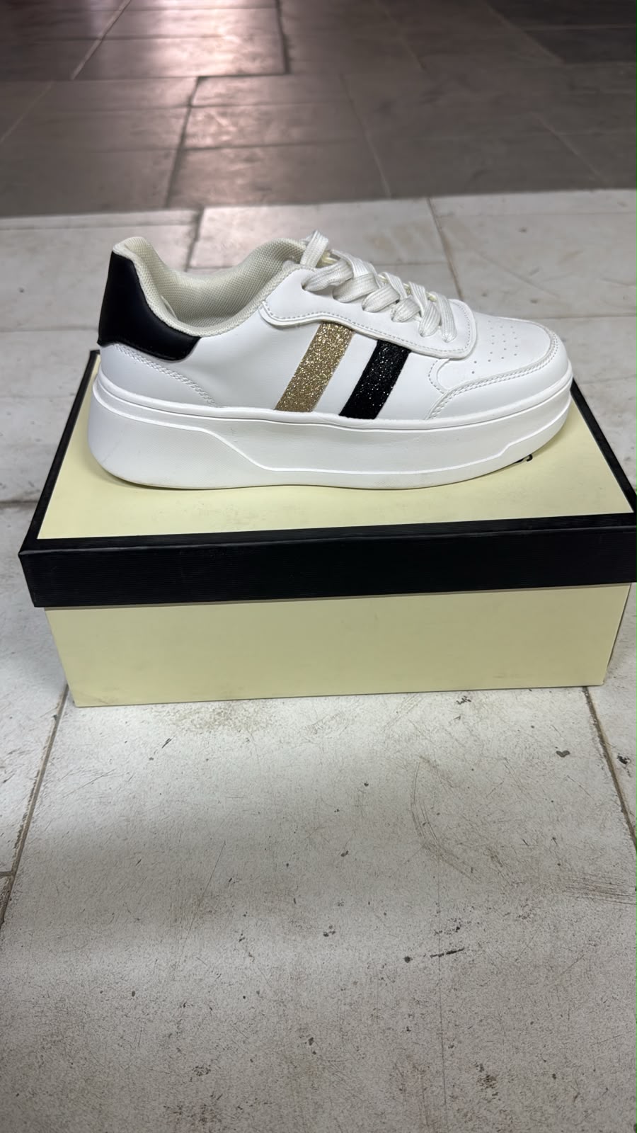 Sneakers Gold&Gold