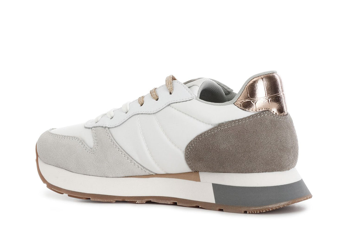 Sneakers da donna in pelle scamosciata e tessuto DB6001