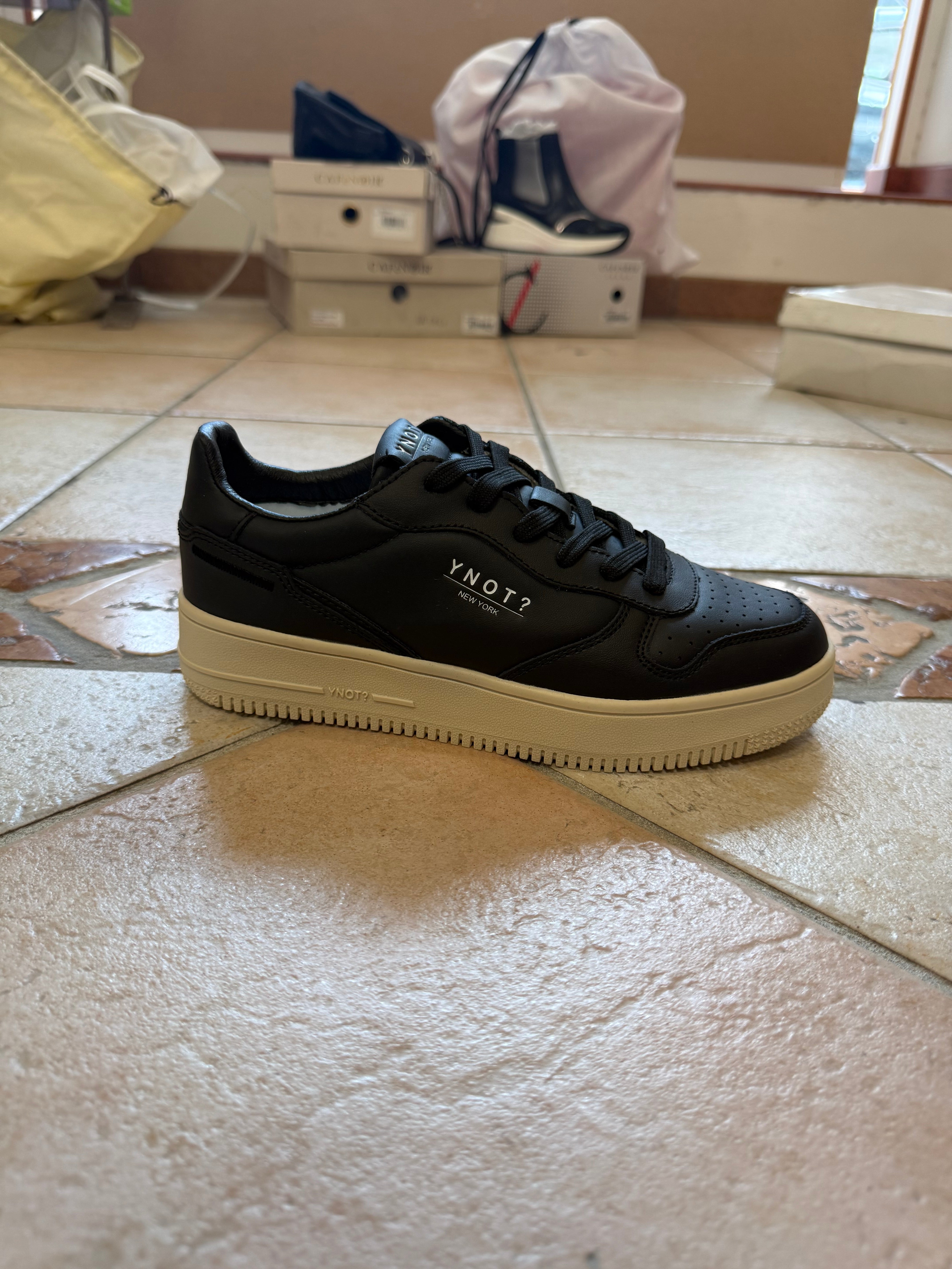 Sneakers YONOT? I3300