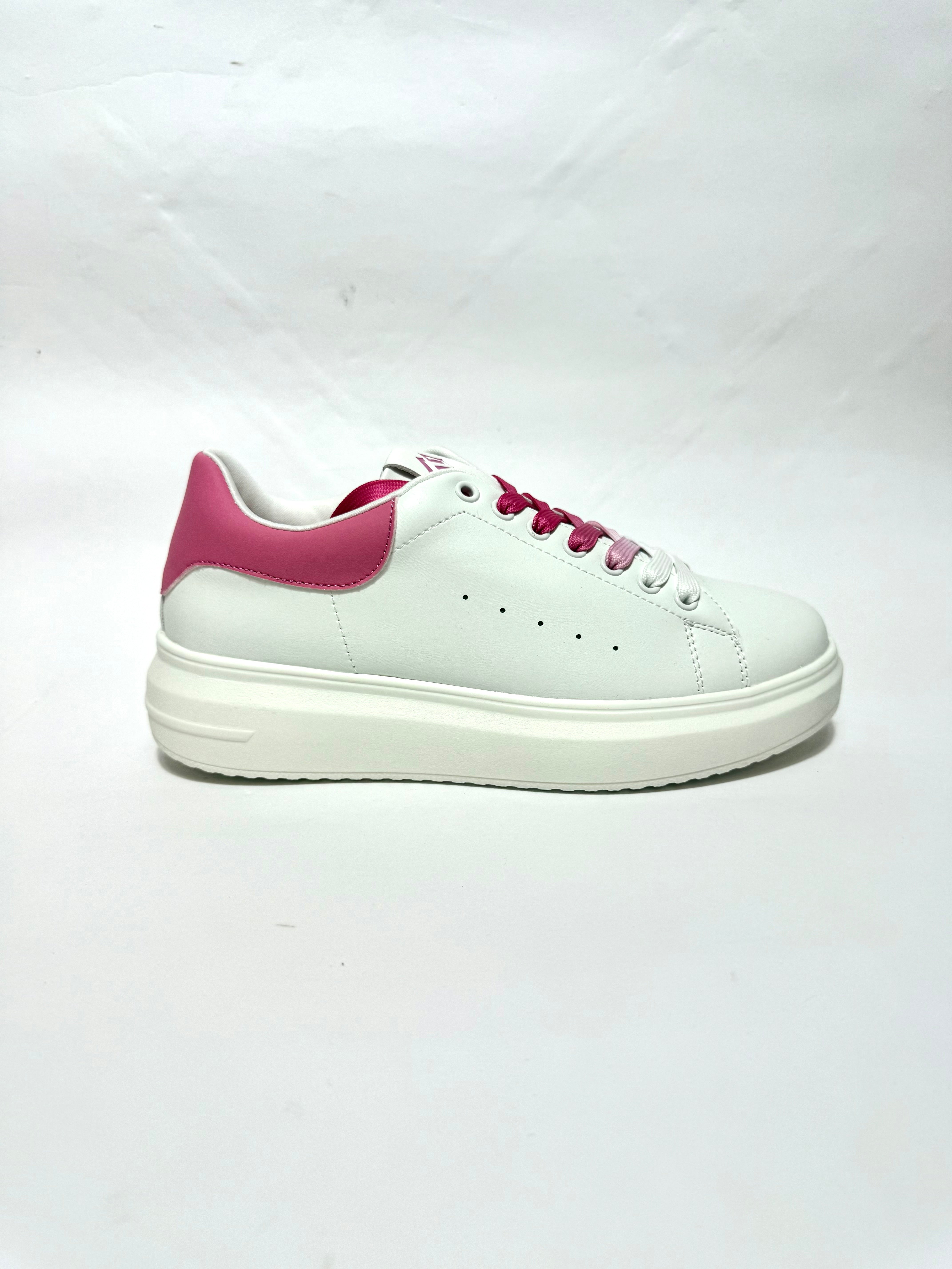 Sneakers Gold&Gold GB810