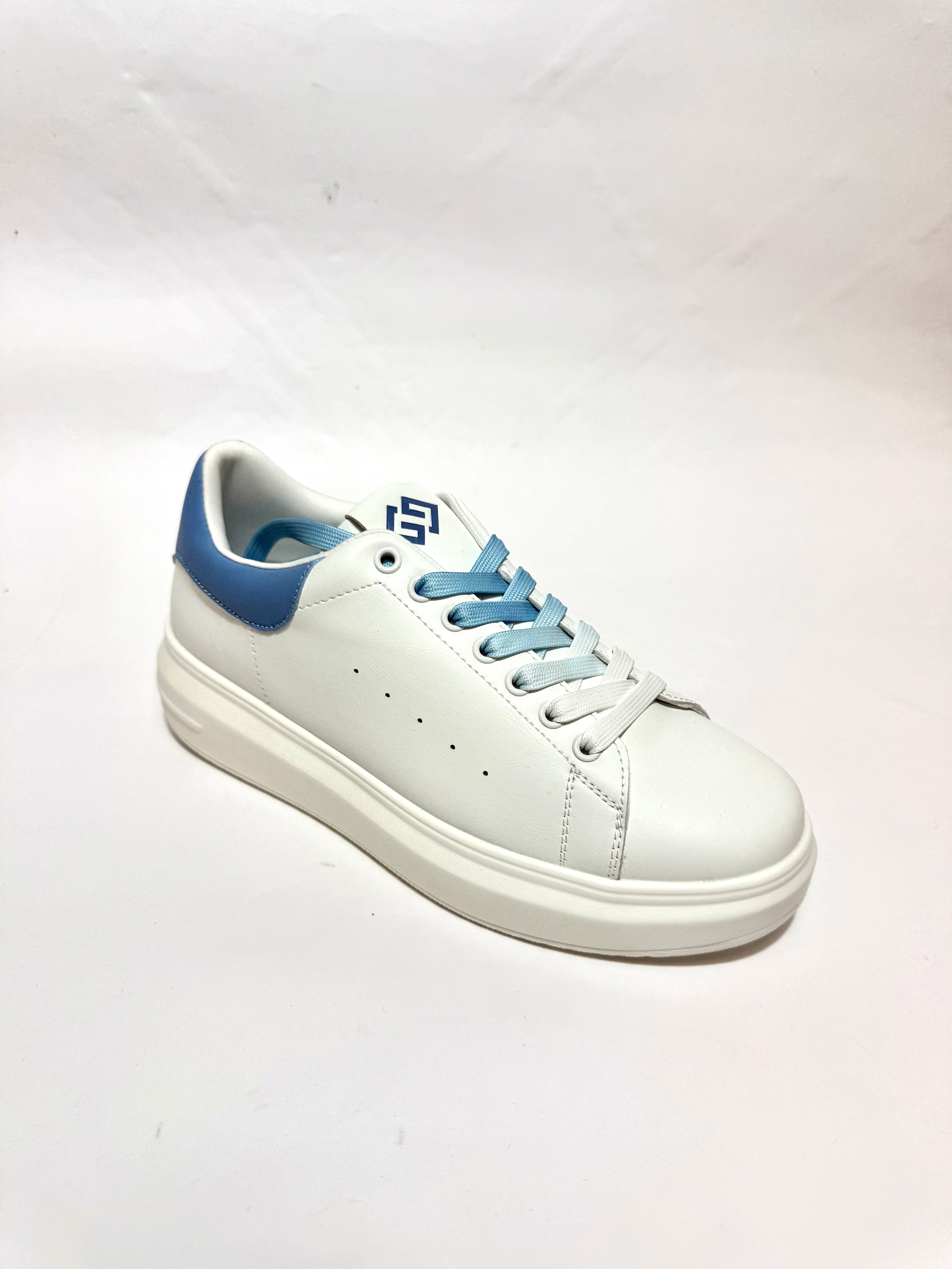 Sneakers Gold&Gold GB810